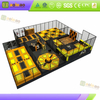 Foam Pit batuudipuhver Ohutu kaitse Extreme Challenge tsoon Ohutu m&auml;ngimine V&auml;hem vigastusi
