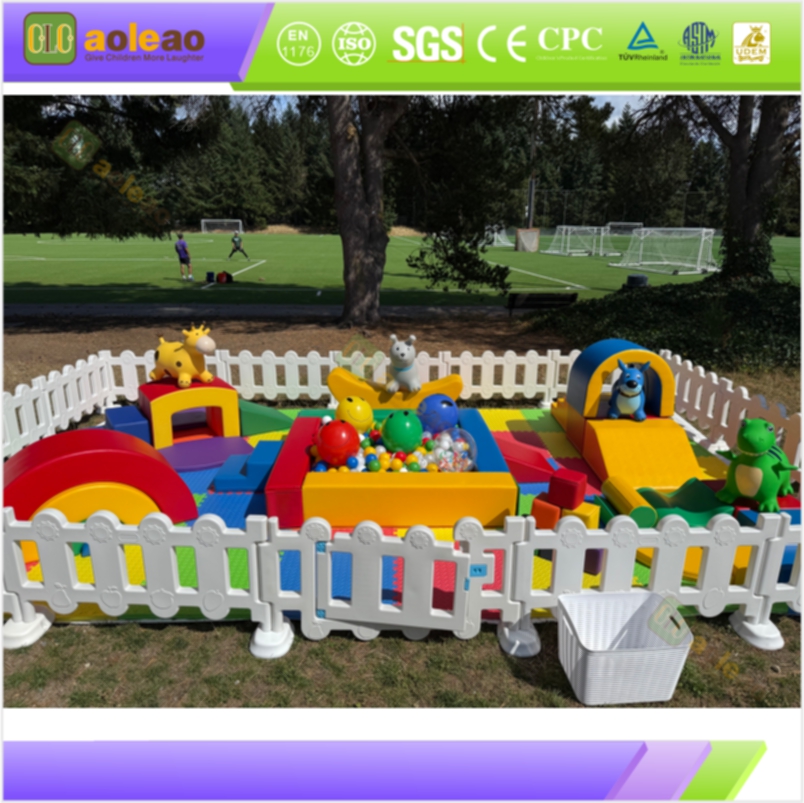 Gewerblicher weicher Spielplatz – Vollweiche Polsterung + Sicherheitsnetz – Indoor-Spielcenter – Langlebiger Schaumstoff mit hoher Dichte | Aoleao