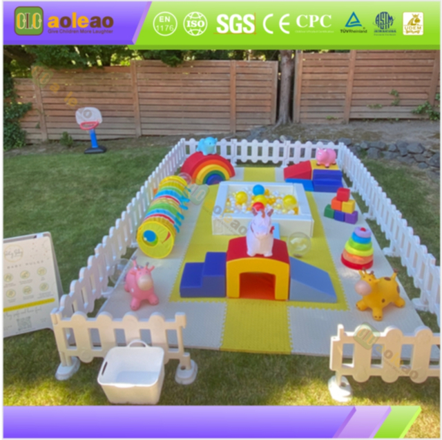 Naughty Castle Soft Play – D&eacute;fi int&eacute;gr&eacute; + s&eacute;curit&eacute; douce – Grande aire de jeux pour enfants – Arr&ecirc;t unique &agrave; fort trafic | Aol&eacute;ao